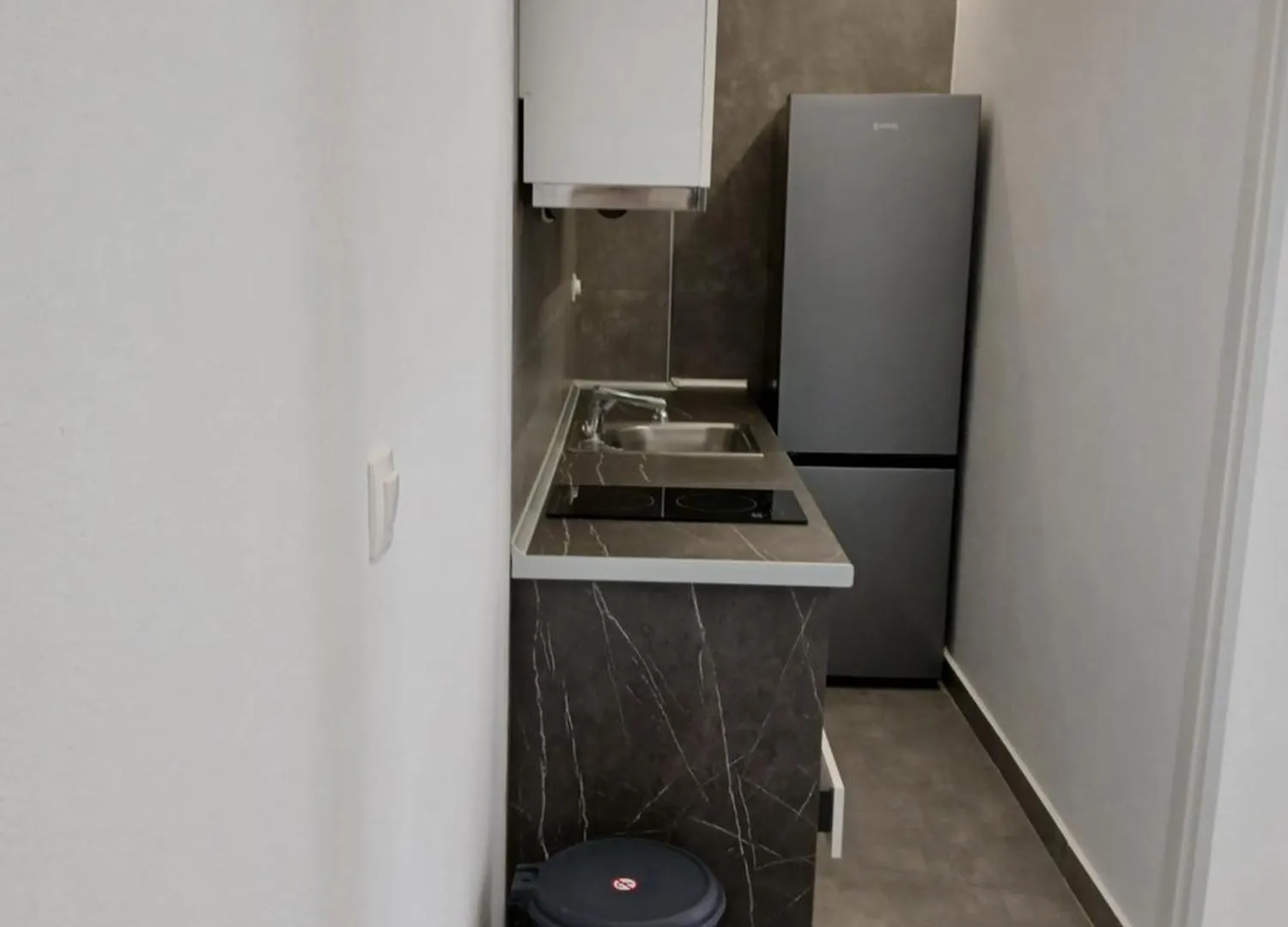 By The Sea Apartments-Studios Siviri