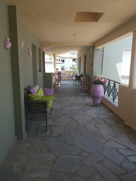 By The Sea Apartments-Studios Siviri Apartment