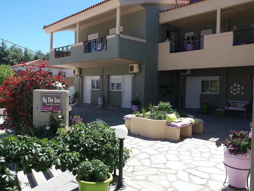 By The Sea Apartments-Studios Siviri Apartment
