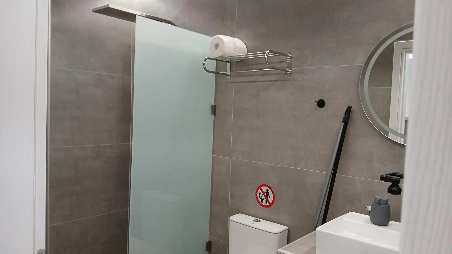 By The Sea Apartments-Studios Siviri